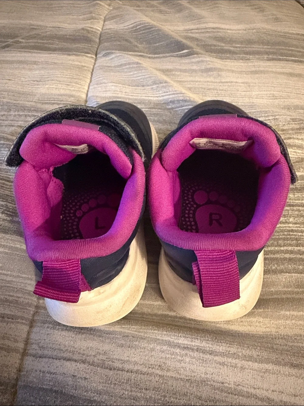 Nike Kids Navy and Pink Velcro Sneakers